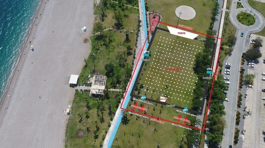 B&uuml;y&uuml;kşehir&rsquo;den yıldızlar altında sosyal mesafeli film keyfi