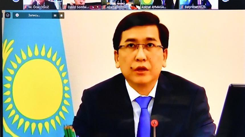 T&uuml;rk d&uuml;nyasından araştırmacılar, &ccedil;evrimi&ccedil;i konferansta bir araya geldi