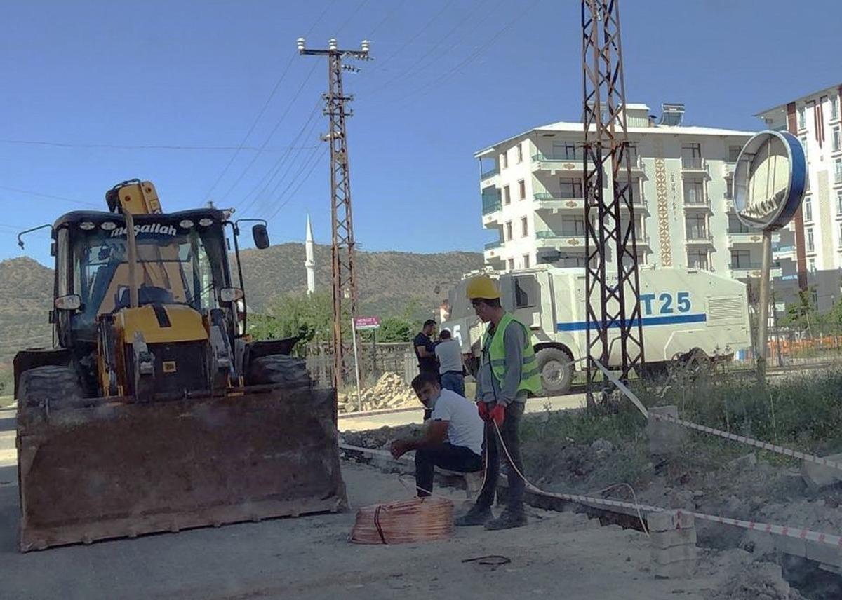 Hani&rsquo;de yenilenen elektrik şebekesi eyl&uuml;lde tamamlanıyor