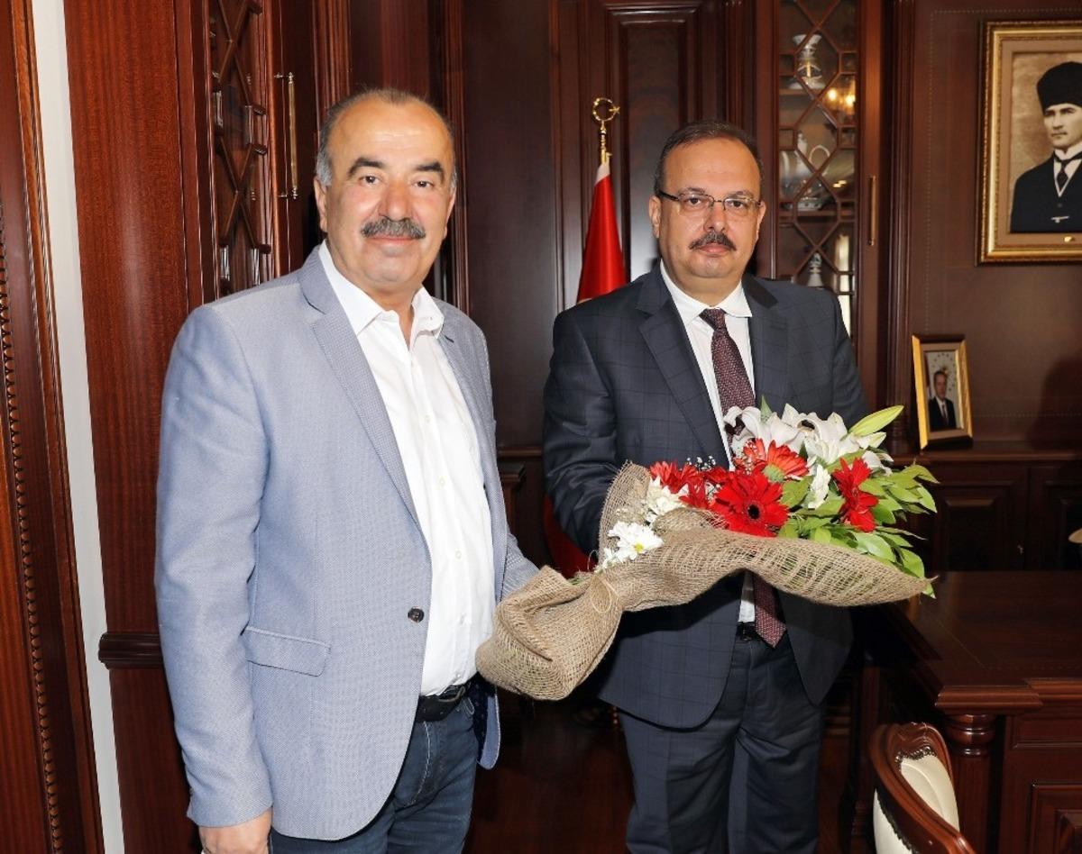 Başkan T&uuml;rkyılmaz Mudanya esnafı i&ccedil;in Vali Canbolat ile g&ouml;r&uuml;şt&uuml;