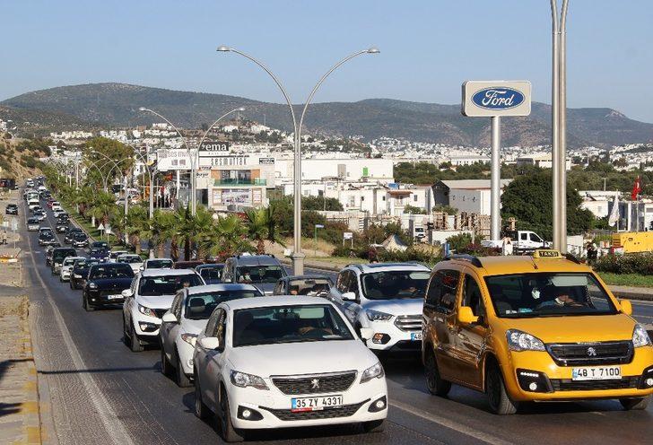 Bodrum'a tatilci akını! Nüfus 4 katına çıktı G2