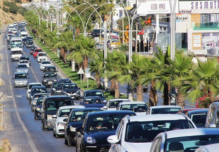 Bodrum'a tatilci akını! Nüfus 4 katına çıktı G3