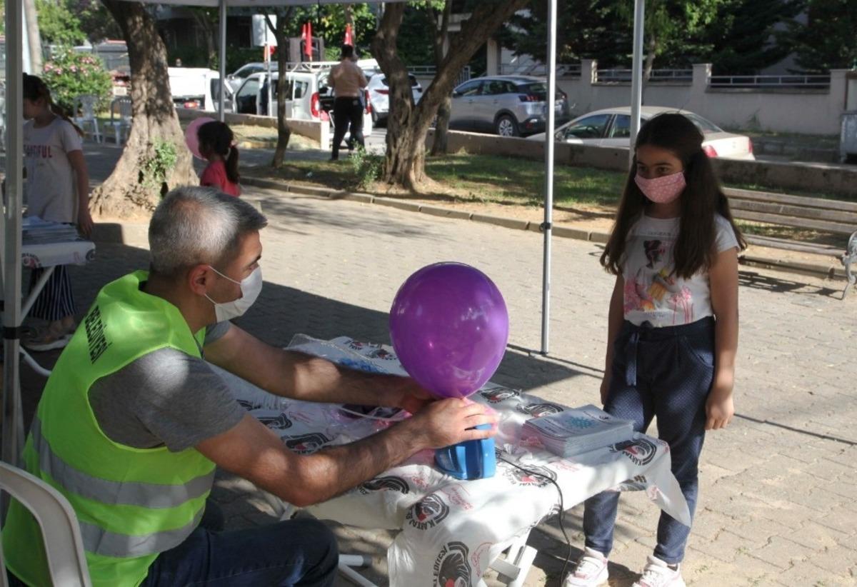 Kartal&rsquo;da &ccedil;ocuklar s&uuml;rpriz etkinliklerle eğlendi
