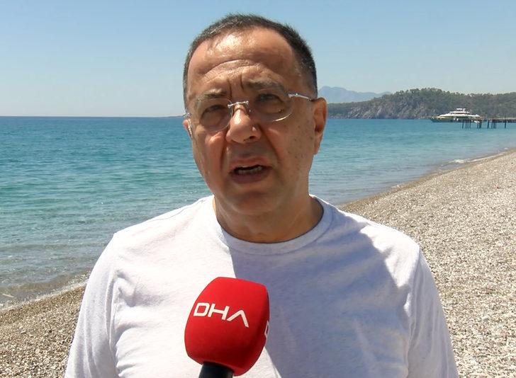 Antalya'da 'siyah kuğu' görüntülendi G3