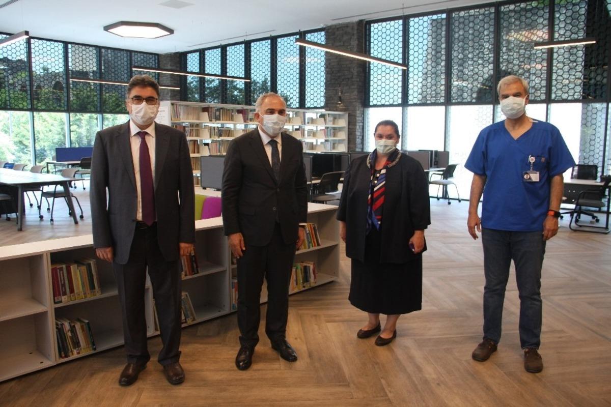 Fatih Belediyesi Topkapı K&uuml;t&uuml;phanesi a&ccedil;ıldı