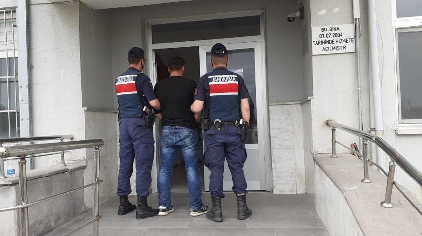 Mevsimlik iş&ccedil;iyi &ouml;ld&uuml;ren zanlı yakalandı