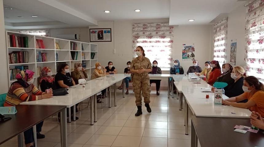 Kilis&rsquo;te aile i&ccedil;i şiddet ile m&uuml;cadele eğitimi