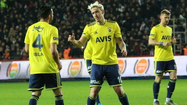 Fenerbahçe'de Isla ayrılığı açıkladı