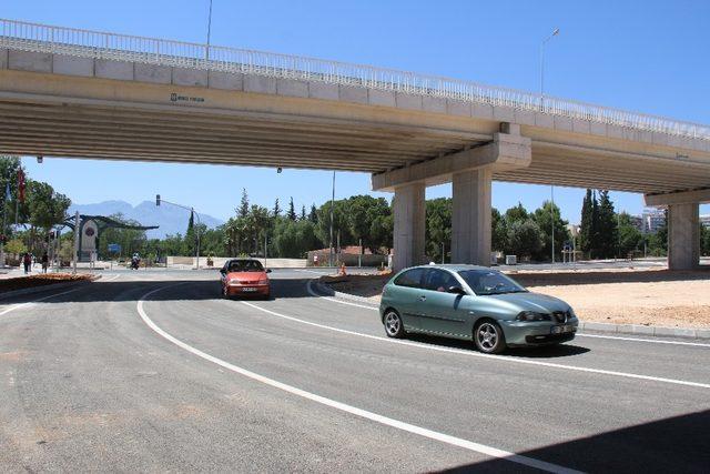 Meltem Kavşağı  trafiğe açıldı