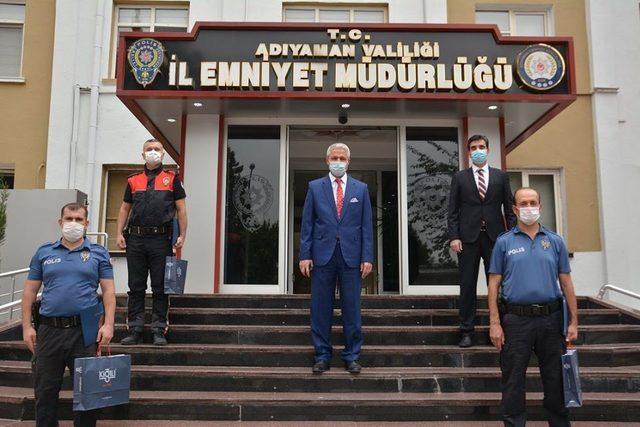 Ayın polislerine ödül