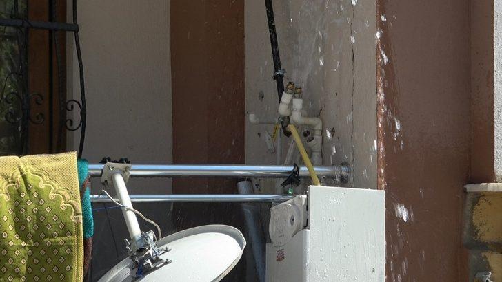 Babasına kızıp kombiyi parçalamıştı! Bu sefer de evi yaktı G4