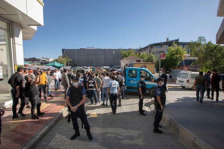 Zabıtadan kaldırım işgaline ve seyyar satıcılara yönelik denetim G2