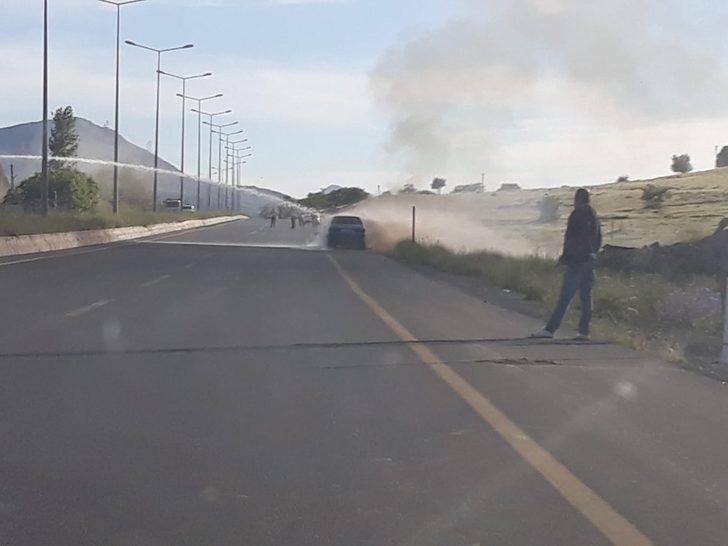 Seyir halindeki araç alev alev yandı G5