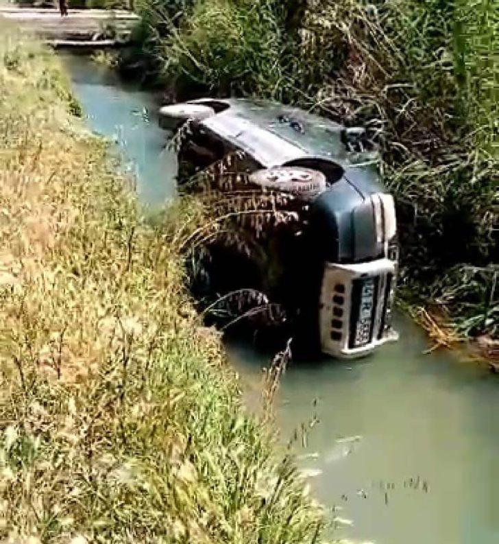 Aracına giren arı yüzünden dereye yuvarlandı G3