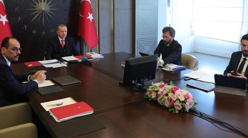 65 yaş &uuml;st&uuml; ile 18 yaş altı i&ccedil;in sokağa &ccedil;ıkma kısıtlaması kaldırılacak mı? Kritik toplantı bug&uuml;n