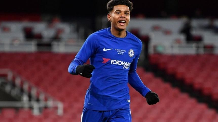 Chelsea'den genç oyuncusu Tino Anjorin'e 5 yıllık sözleşme