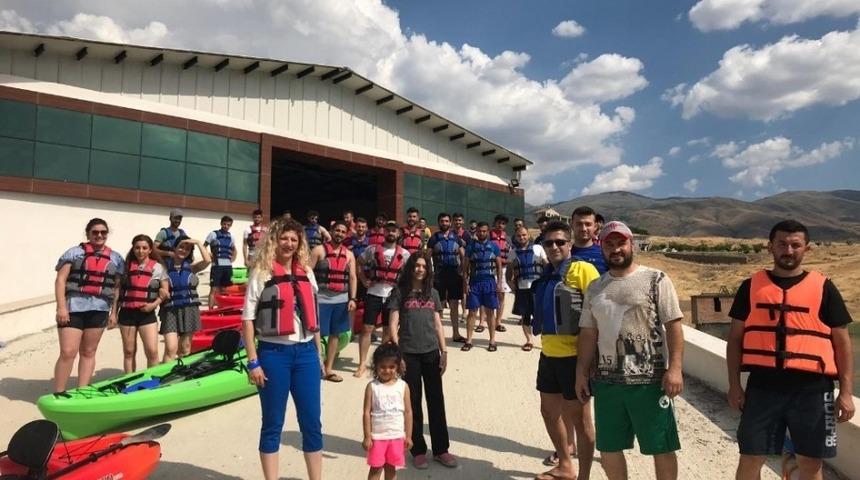 B&ouml;lgenin en b&uuml;y&uuml;k su sporları merkezi sporseverleri bekliyor