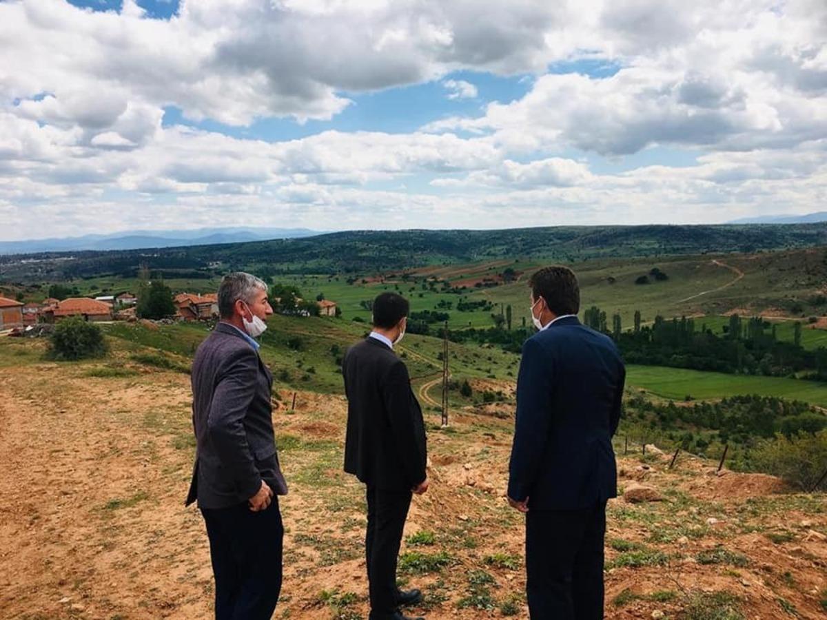 Bir g&uuml;nde 7 k&ouml;y ziyaret etti