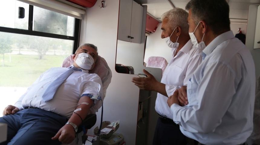 AS&Uuml;&rsquo;den kan bağışına desetk