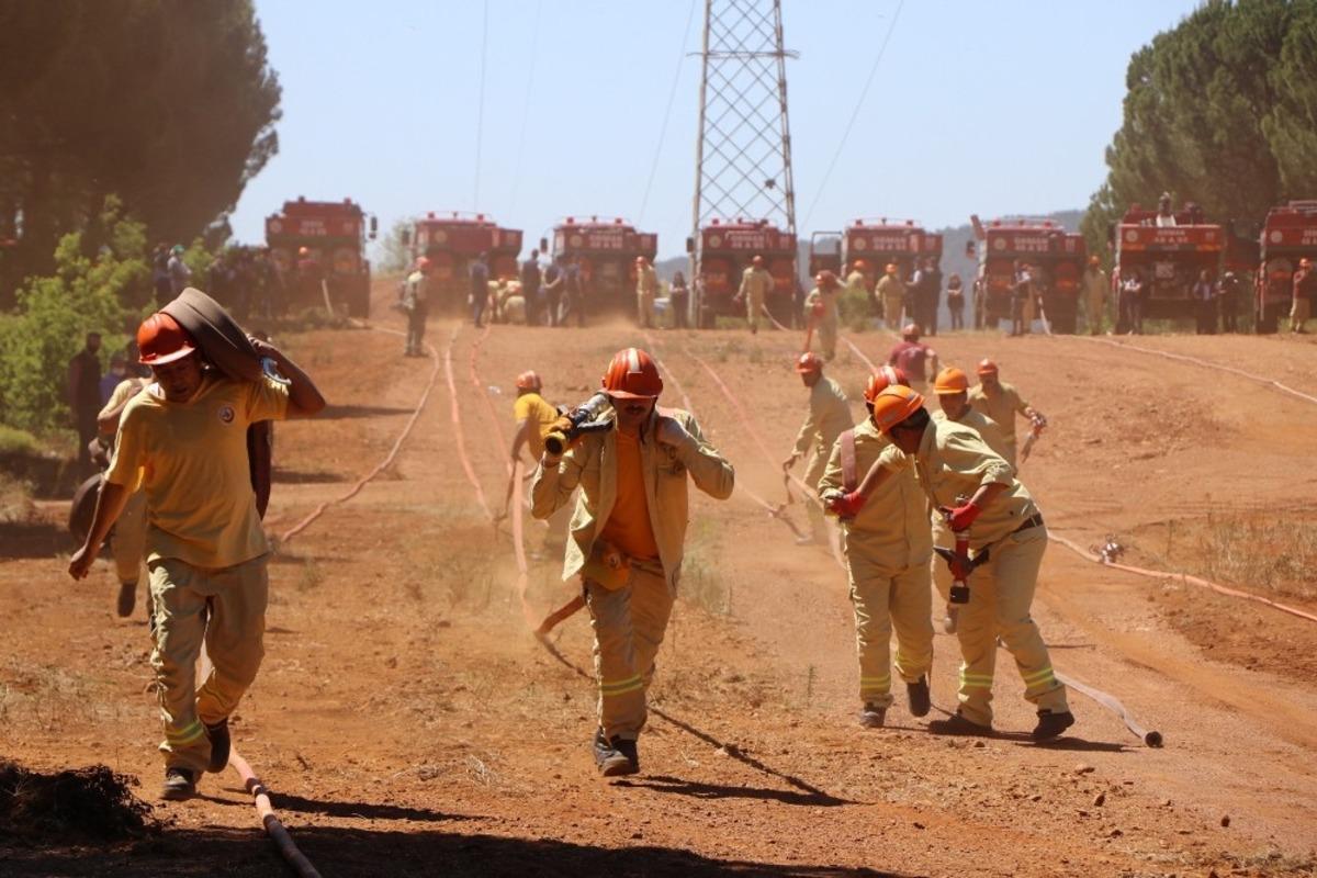 Alev savaş&ccedil;ılarına zorlu eğitim