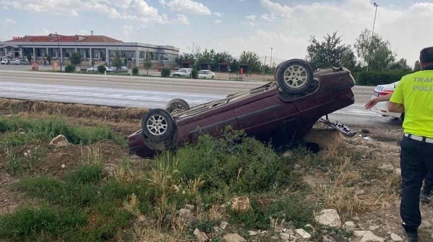 Konya&rsquo;da otomobil takla attı: 1 yaralı