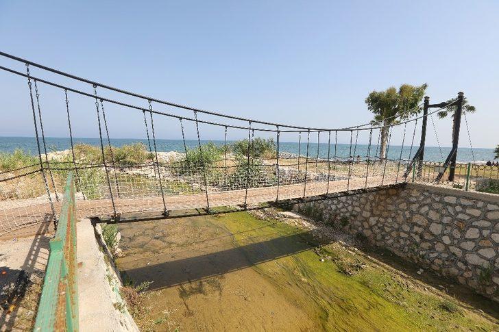 Olası sel felaketine karşı köprü ve menfezlere bakım yapıldı G2