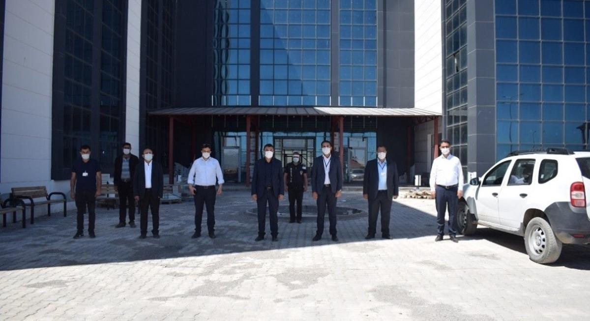 &Ccedil;aldıran Devlet Hastanesi inşaatı y&uuml;zde 95 tamamlandı