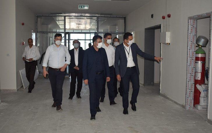 Çaldıran Devlet Hastanesi inşaatı yüzde 95 tamamlandı G3