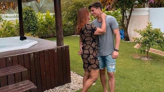 Neymar'ın annesi Nadine Gonçalves ile tartışan sevgilisi Tiago Ramos, cama yumruk atarak yaralandı