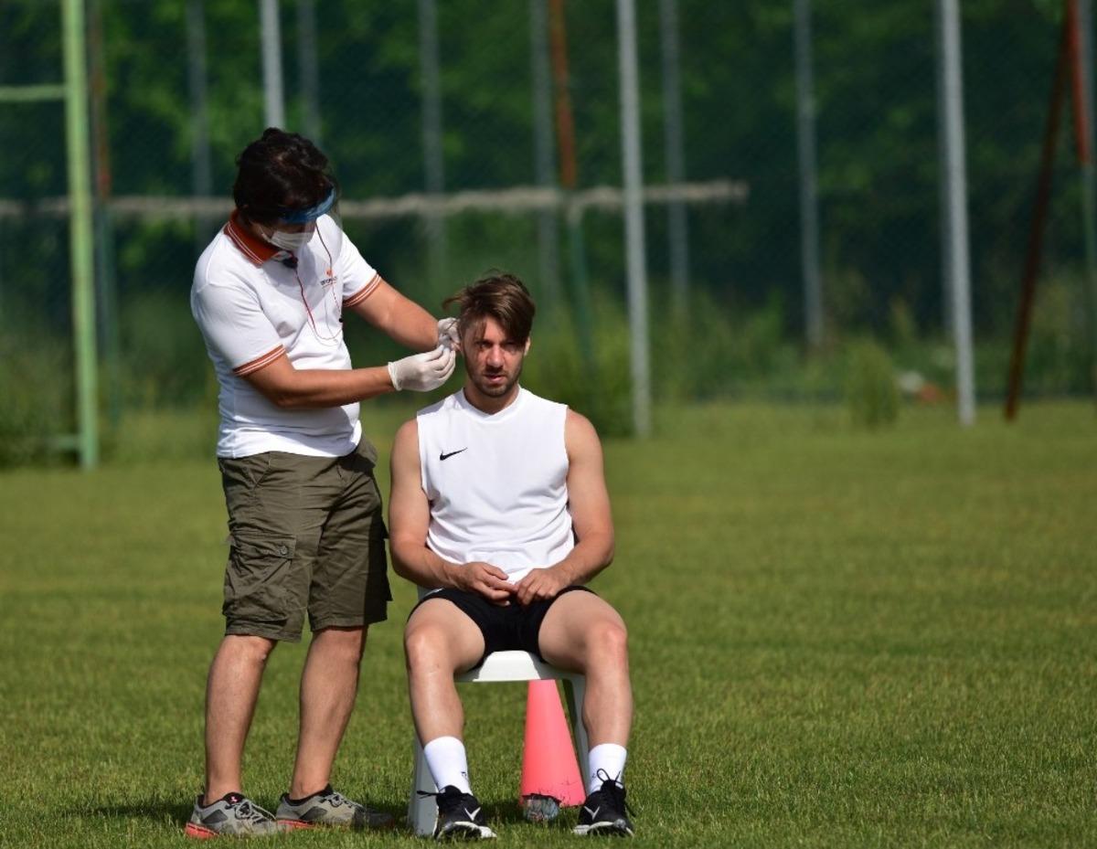 Manisa FK futbolcuları laktat testinden ge&ccedil;ti