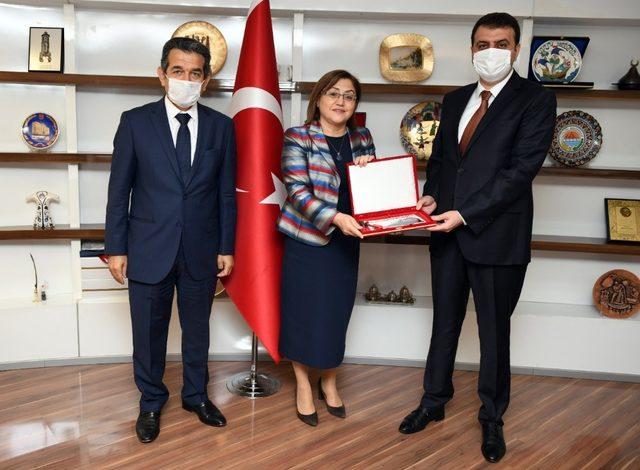 TBB’den Van Büyükşehir Belediyesine araç desteği