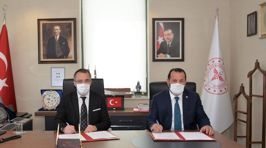 Sağlık Bakanlığı ile KM&Uuml; arasında işbirliği protokol&uuml; imzalandı