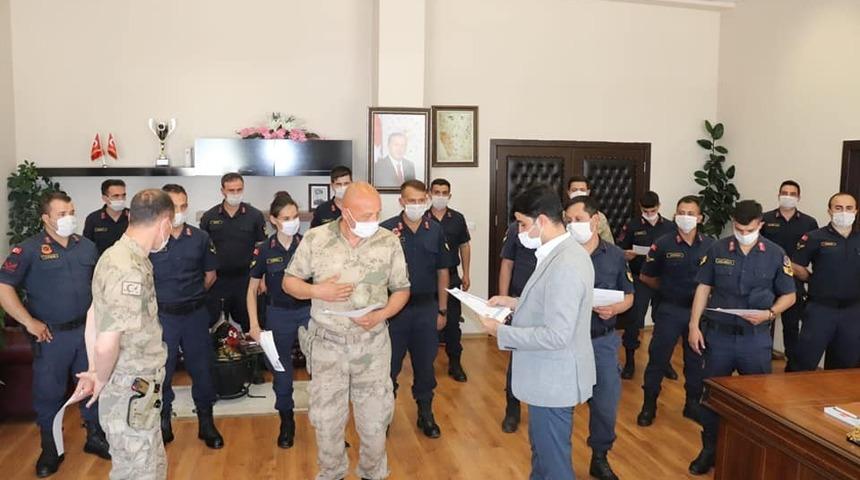 Kaymakam Sevgili&rsquo;den Jandarmaya başarı belgesi