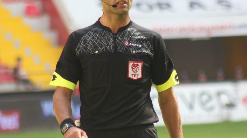 Fenerbah&ccedil;e-Kayserispor ma&ccedil;ı hakemleri belli oldu