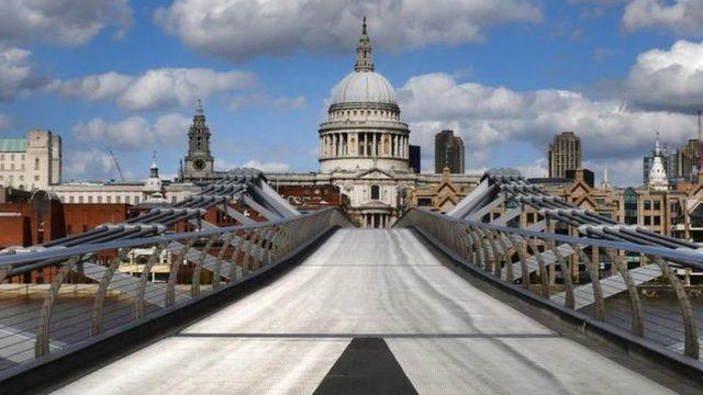 Londra'nın merkezi önlemlerin sıkılaştırıldığı dönemde tamamen terkedilmiş gibiydi