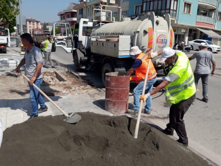 Düzce’de kaldırım çalışmaları devam ediyor G3