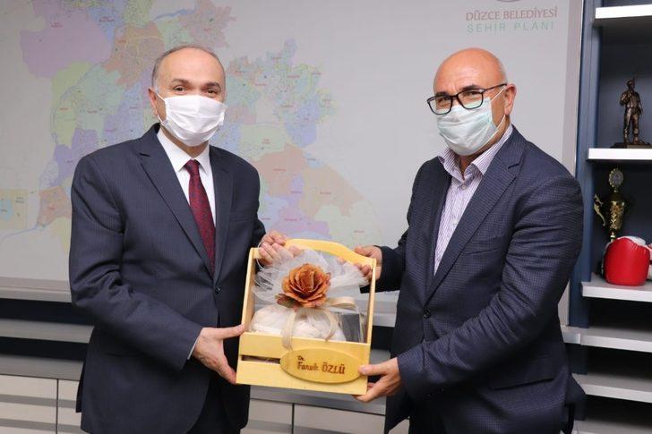 Başkan Özlü, CHP’li Tanal’ı makamında ağırladı G1