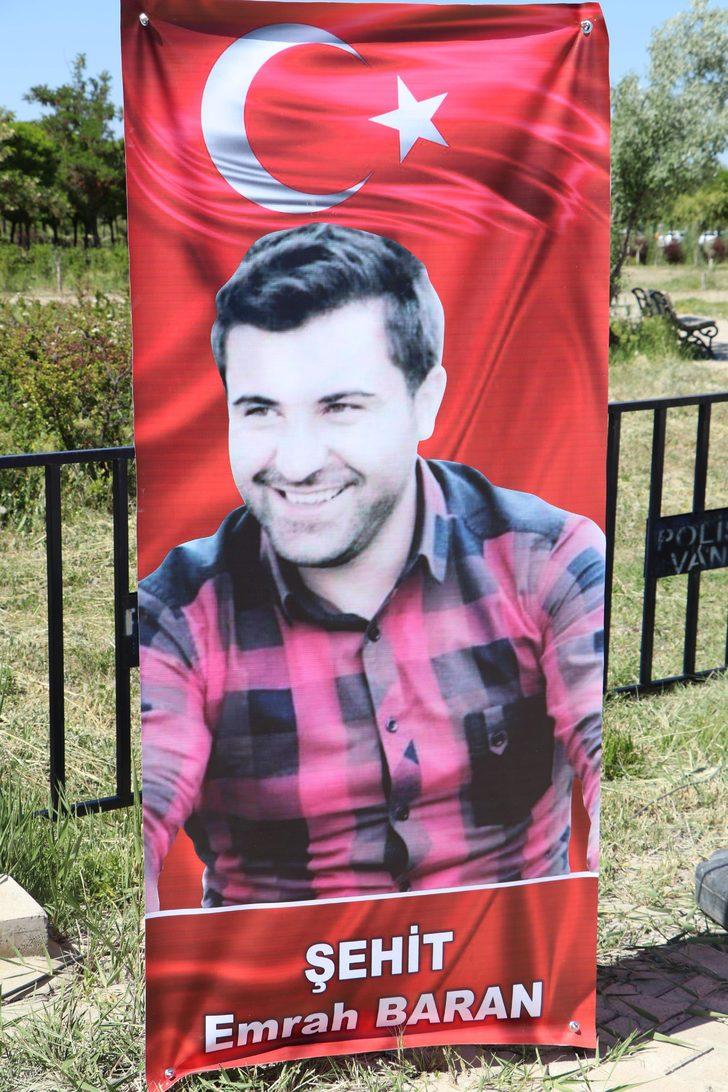 PKK'nın şehit ettiği işçiler, son yolculuklarına uğurlandı G4