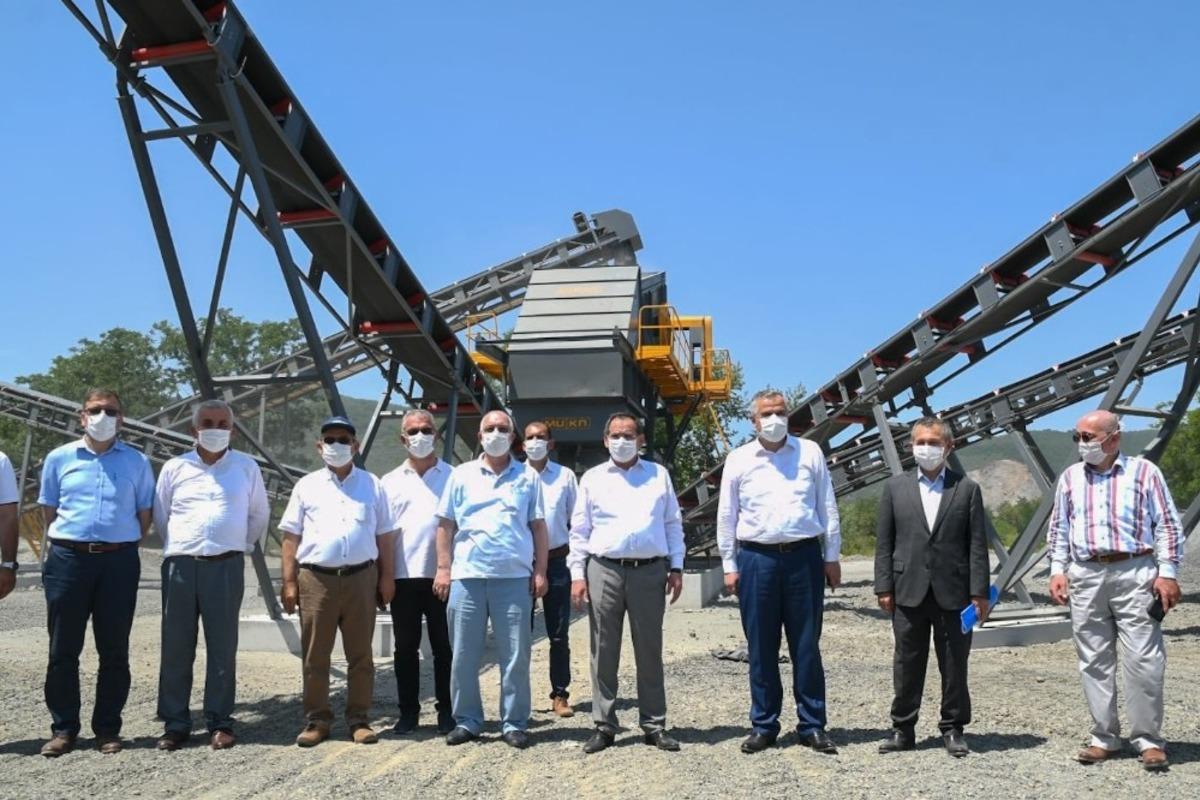 Başkan Demir: &ldquo;Hedefimiz alt yapıyı tamamen bitirmek&rdquo;