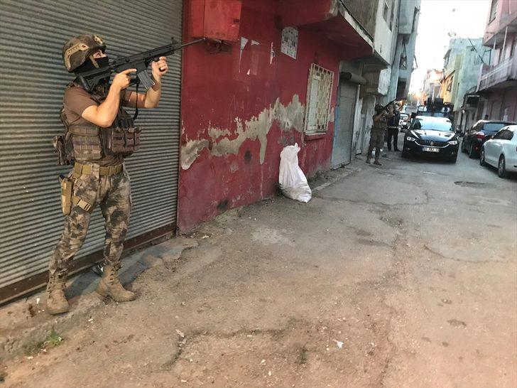 GÜNCELLEME - Adana'da "şafak vakti" uyuşturucu operasyonu G4