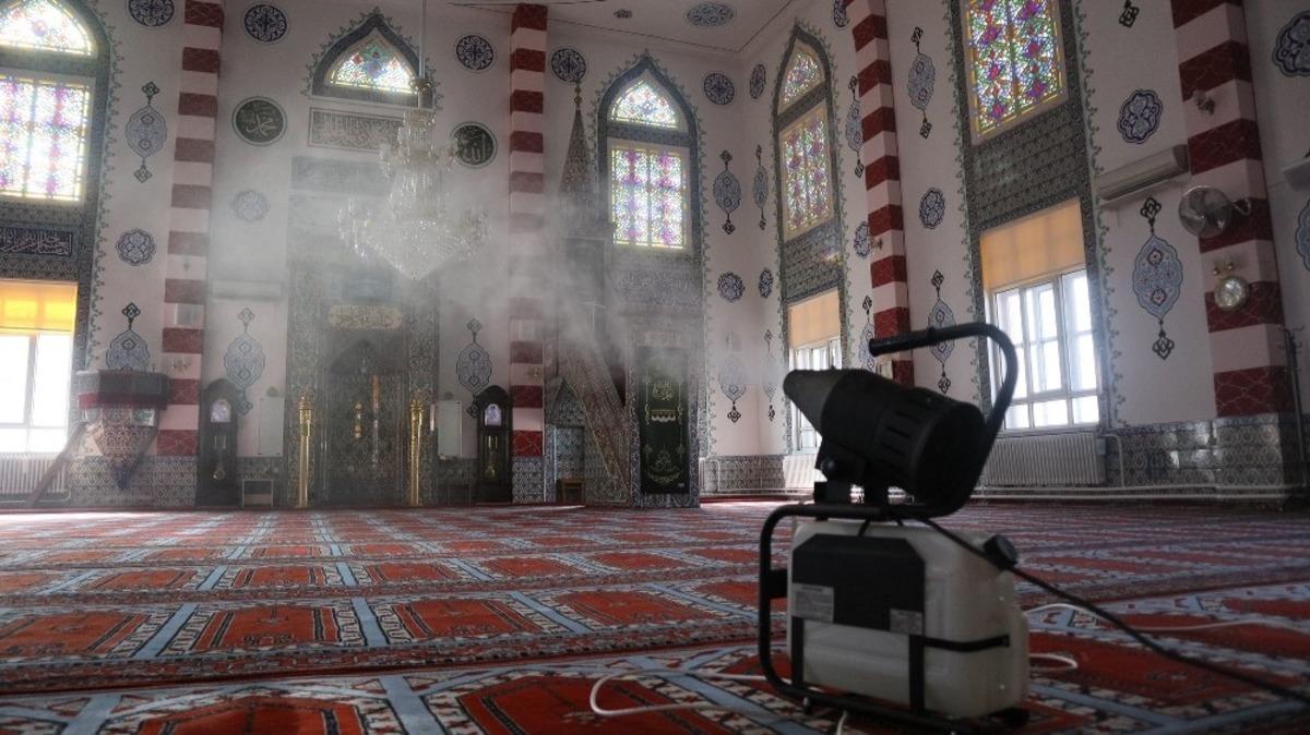 Odunpazarı&rsquo;nda vir&uuml;se karşı dezenfekte &ccedil;alışmaları