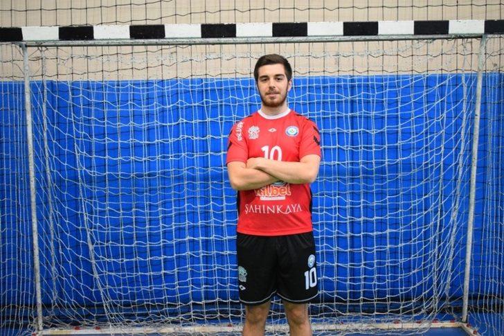 Nilüfer Belediyespor’da 5 imza G1