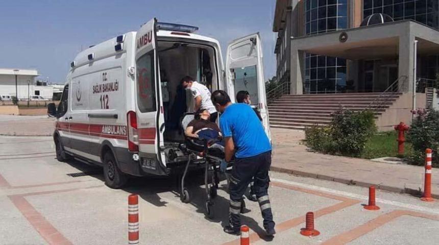 Cinsel istismar nedeniyle intihar eden Emre'nin annesi duruşma sonrası bayıldı