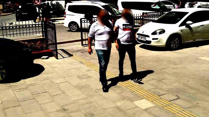 10 yıl hapisle aranan h&uuml;k&uuml;ml&uuml; Kuşadası&rsquo;nda yakalandı