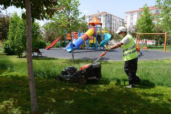 Çorum’daki park ve yeşil alanlar bakıma alındı G2