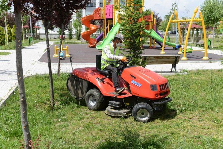 Çorum’daki park ve yeşil alanlar bakıma alındı G3