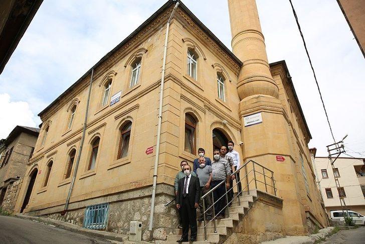 Vali Epcim Karasakal ve Veysel Efendi Camilerinde incelemelerde bulundu G1