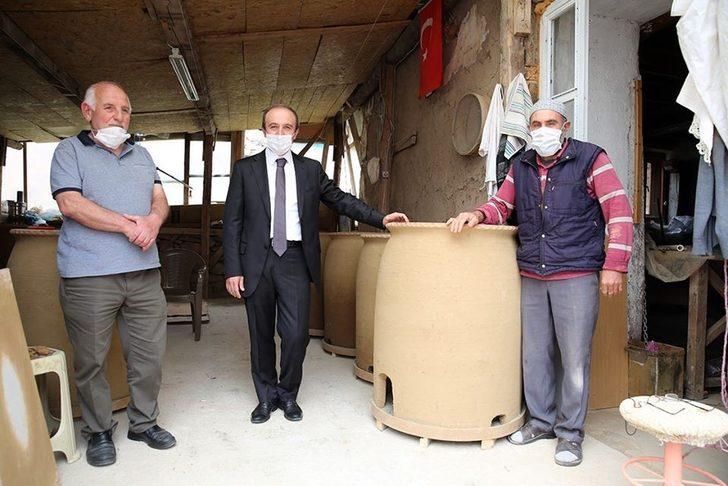 Vali Cüneyt Epcim, dede mirası mesleğinin son ustası Recai Purutoğlu’nu ziyaret etti G5