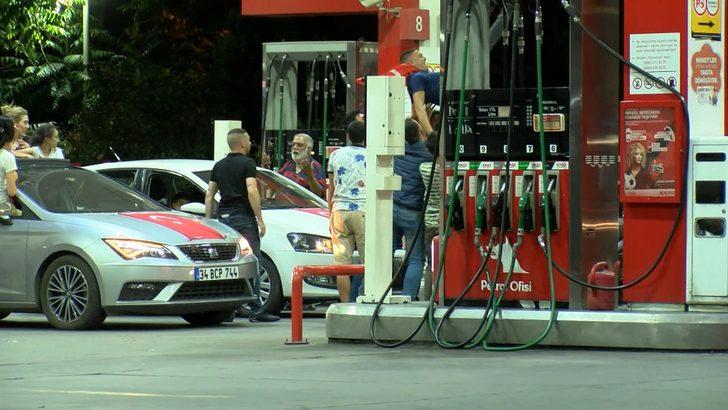 Beyoğlu'nda asker uğurlama konvoyunda tehlikeli anlar G2