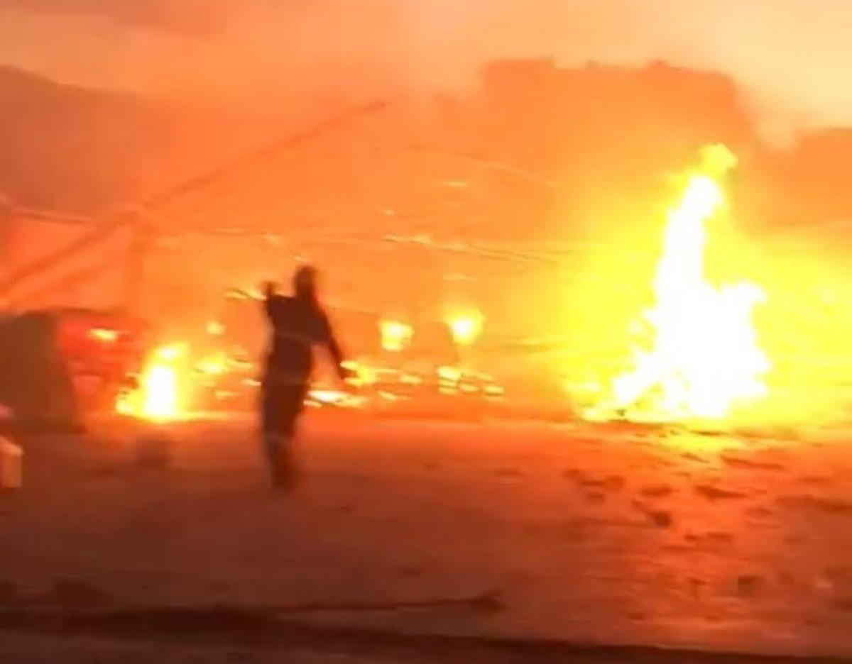 &Ccedil;ocukların &ccedil;akmakla oyunu yangın &ccedil;ıkardı